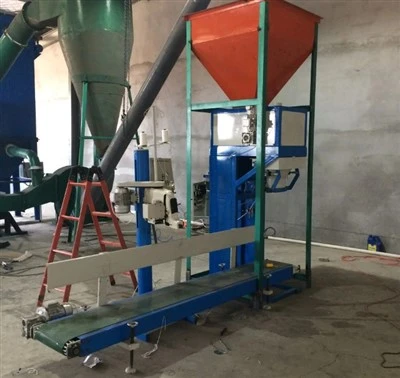 Mașină de umplere a pungilor cu pulbere de particule mari de 25 kg